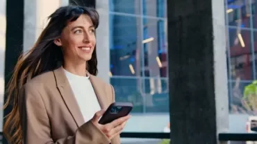 Project Manager mentre lavora da remoto al telefono