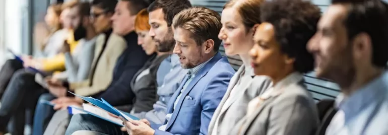 Professionisti in attesa di un colloquio di lavoro